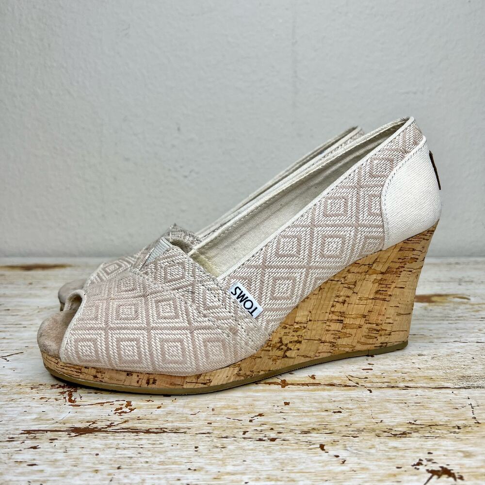 Tom's Beige Wedge Heels